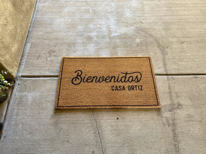 Bienvenidos Nombre Last Name Door Mat, Housewarming Gift, Wedding Gift Ideas, Personalized Doormat, Last Name Doormat, Closing Gift photo review